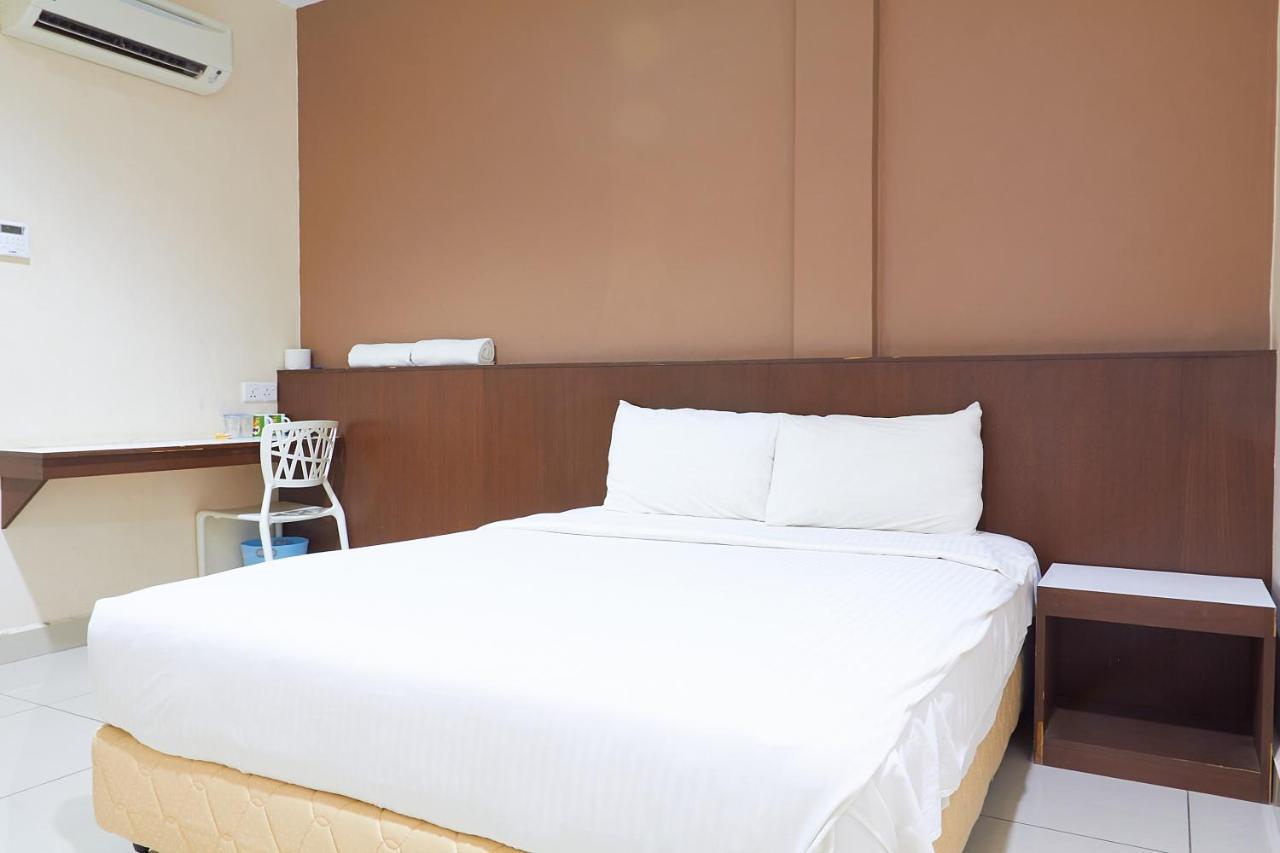 Langkawi Uptown Hotel Kuah Bagian luar foto