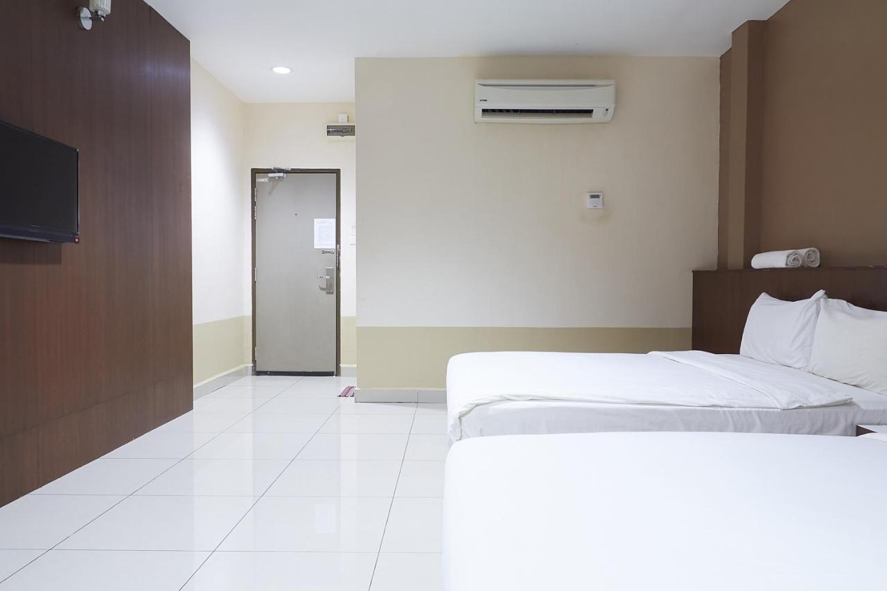 Langkawi Uptown Hotel Kuah Bagian luar foto