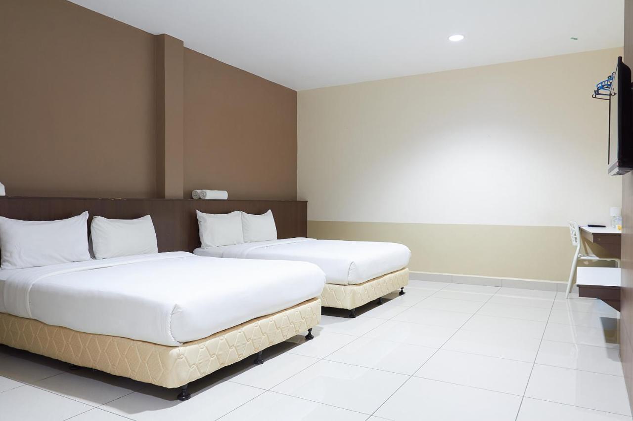 Langkawi Uptown Hotel Kuah Bagian luar foto