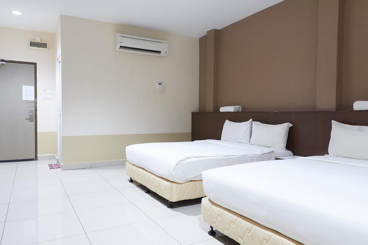 Langkawi Uptown Hotel Kuah Bagian luar foto