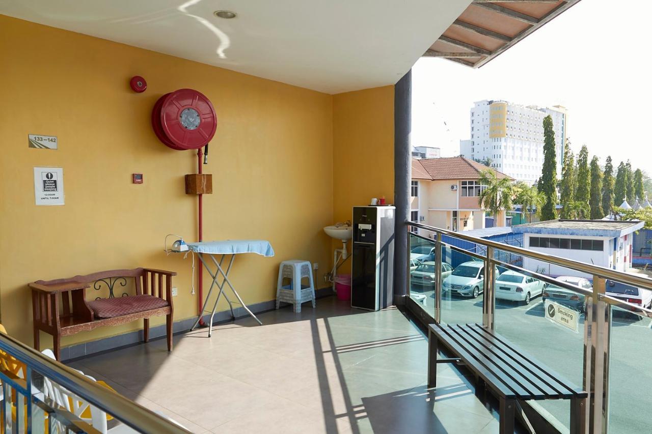 Langkawi Uptown Hotel Kuah Bagian luar foto